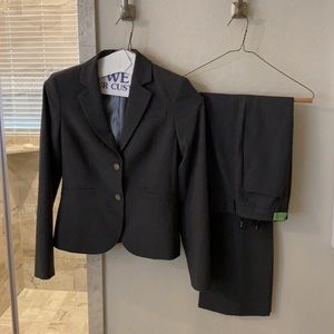 Calvin Klein modern fit size 2 grey suit